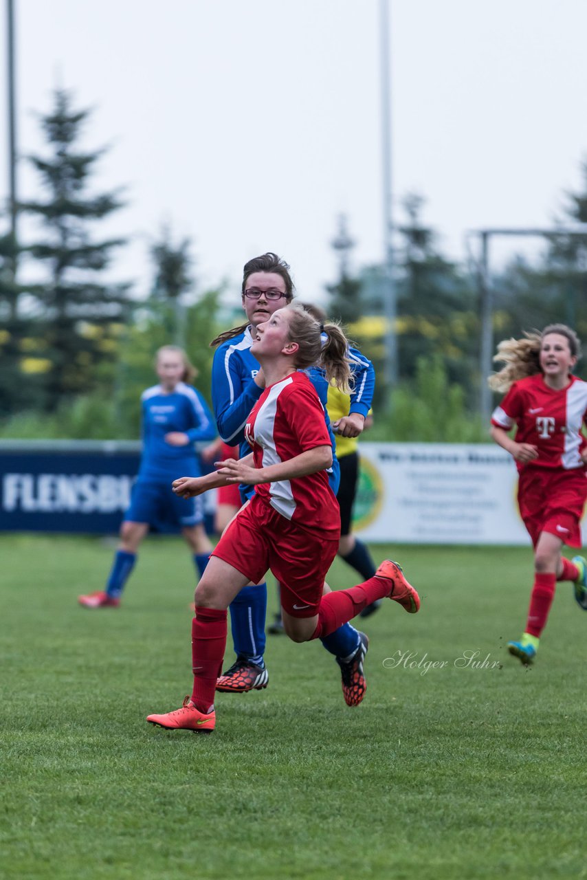 Bild 83 - wCJ SV Steinhorst/Labenz - VfL Oldesloe : Ergebnis: 18:0